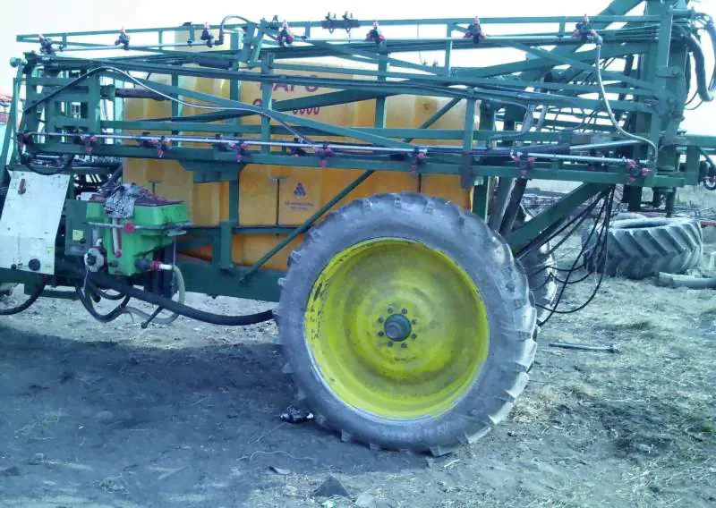 Прицепной опрыскиватель барс оп-3000 (24м)-0